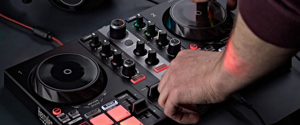 Featured-image-Beginners-DJ-Guide